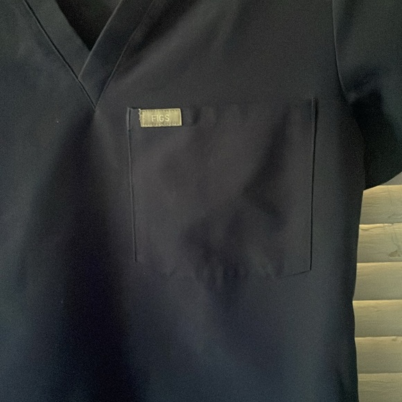 FIGS Scrub Top Size XXS - Picture 3 of 6